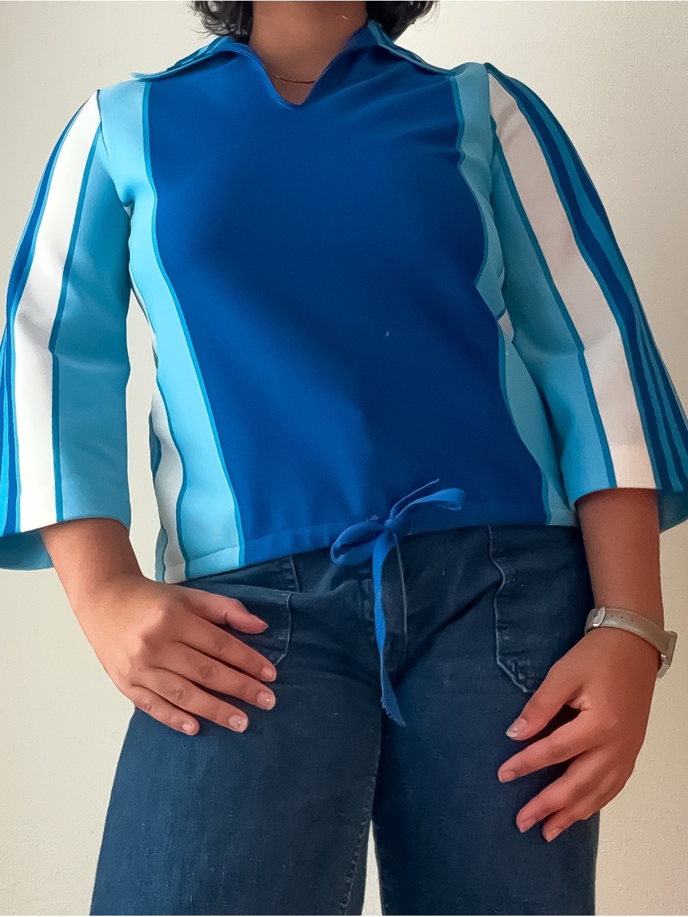Vintage 1970s Blue Striped V-Neck Tie Waist Top